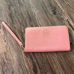Tory Burch pink wristlet